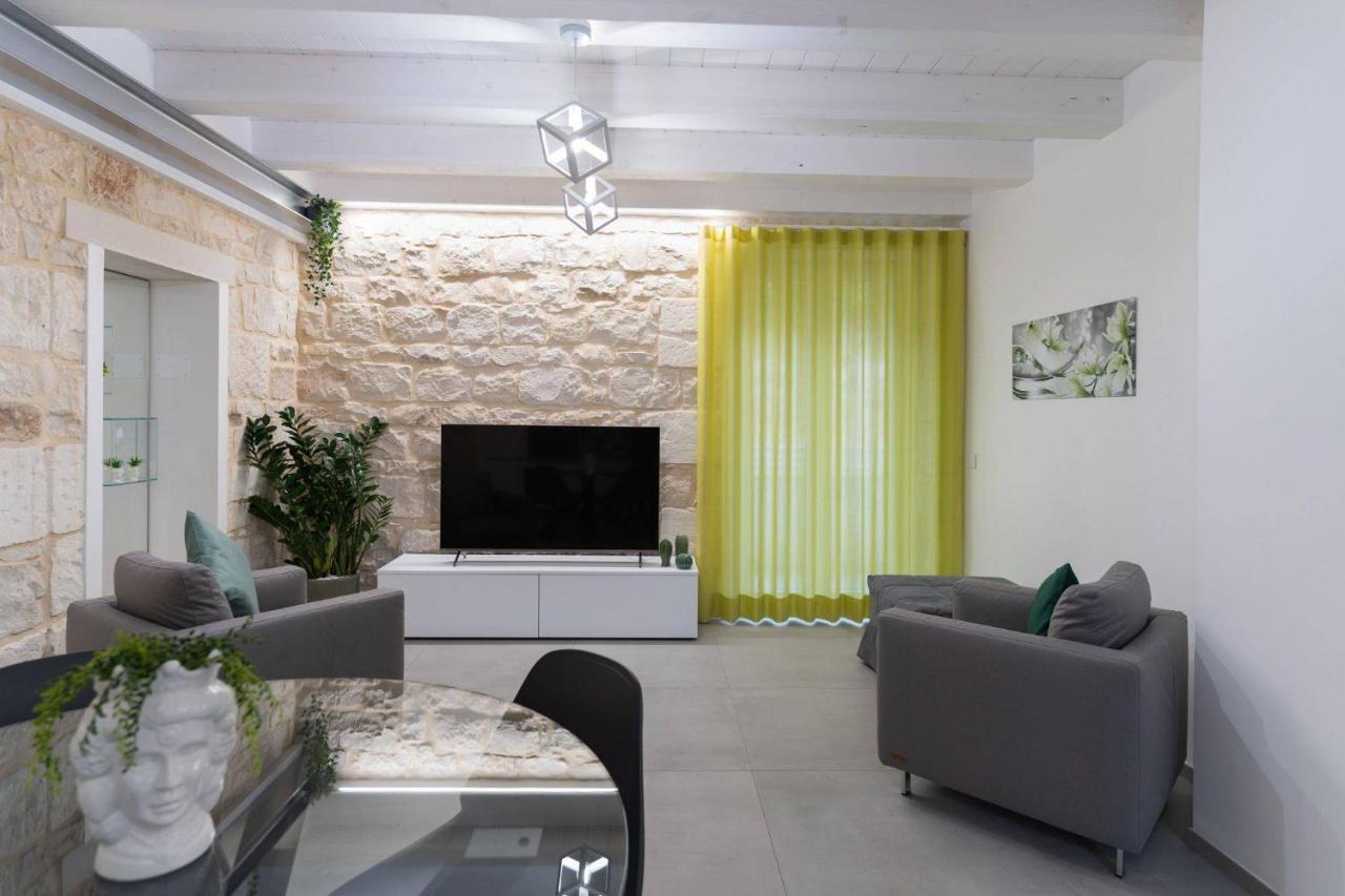 Lovely Modern Apartment Módica Exterior foto